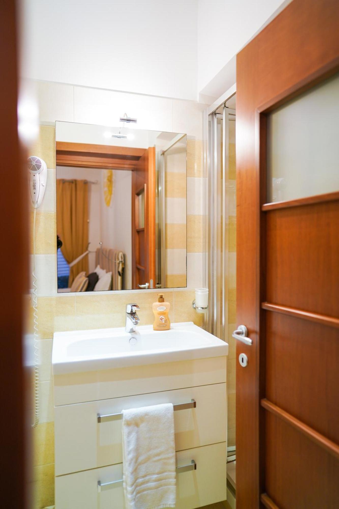 ナポリ Duomo Street Bed & Breakfast エクステリア 写真