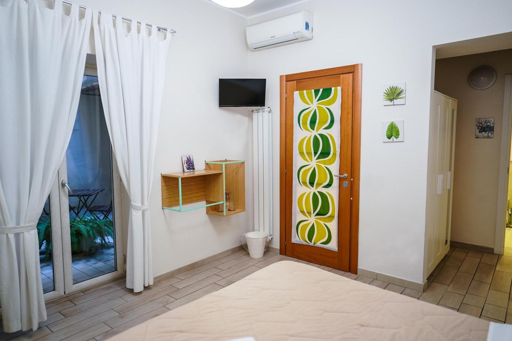 ナポリ Duomo Street Bed & Breakfast エクステリア 写真